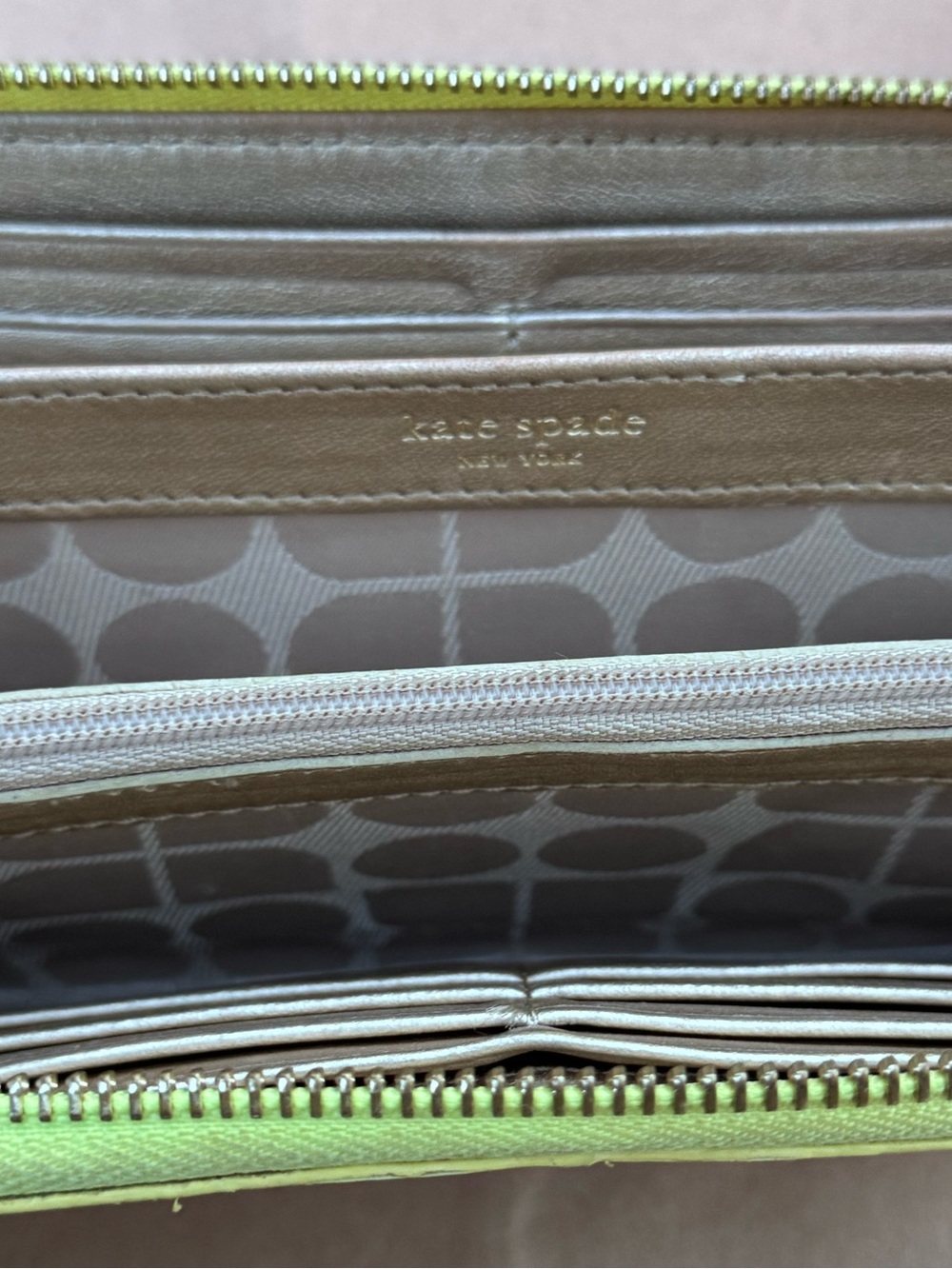 Kate Spade Chartreuse Wallet - Picture 4 of 8